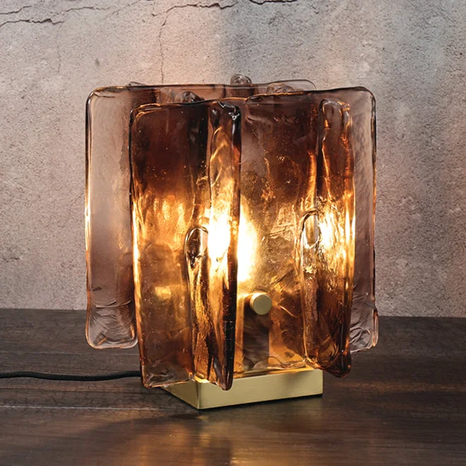 Gradia Table Lamp