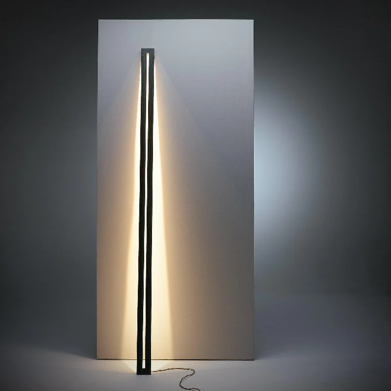 Jacco Maris Framed Leaning Floor Lamp